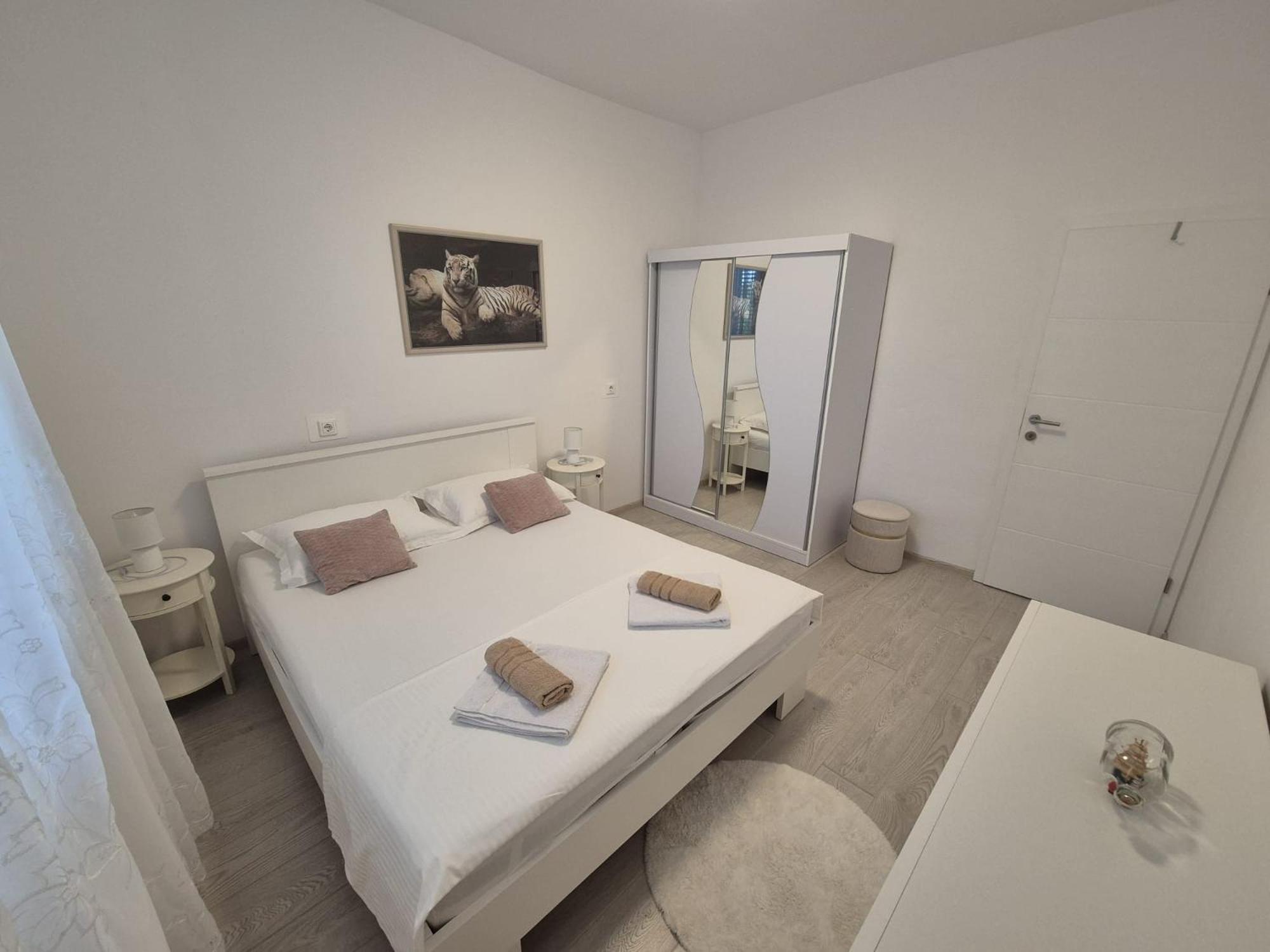Lovely Apartment Omiš Eksteriør billede