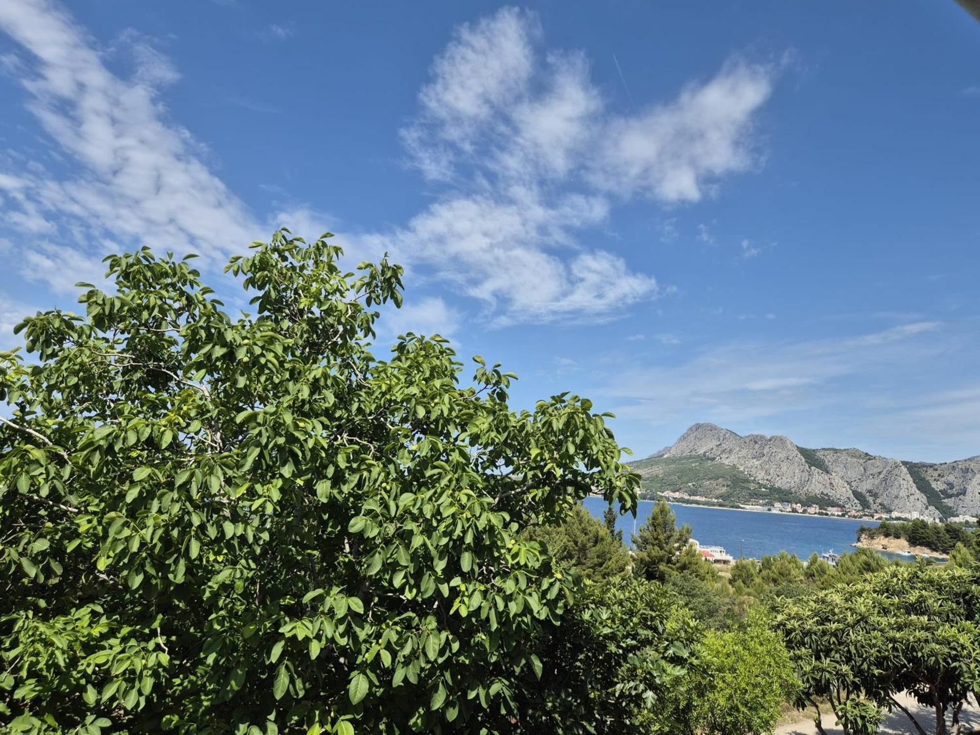 Lovely Apartment Omiš Eksteriør billede